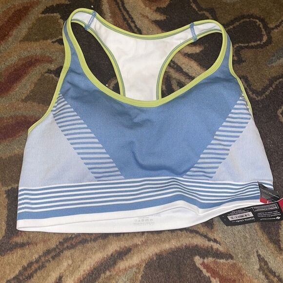 Seamless Racerback sport Bra - Picture 1 of 2